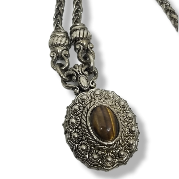 VINTAGE ORNATE SILVERTONE TIGERS EYE PENDANT & WHEAT CHAIN STATEMENT NECKLACE - Picture 4 of 8